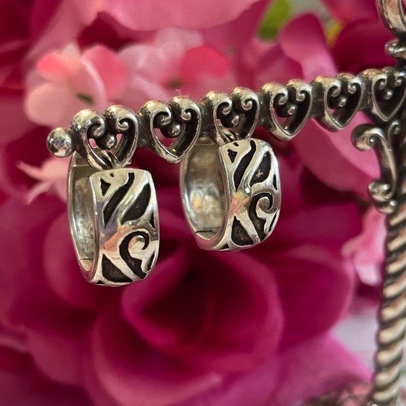 Silpada Scroll Sterling Silver Hoop Earrings P1735 - Picture 5 of 15